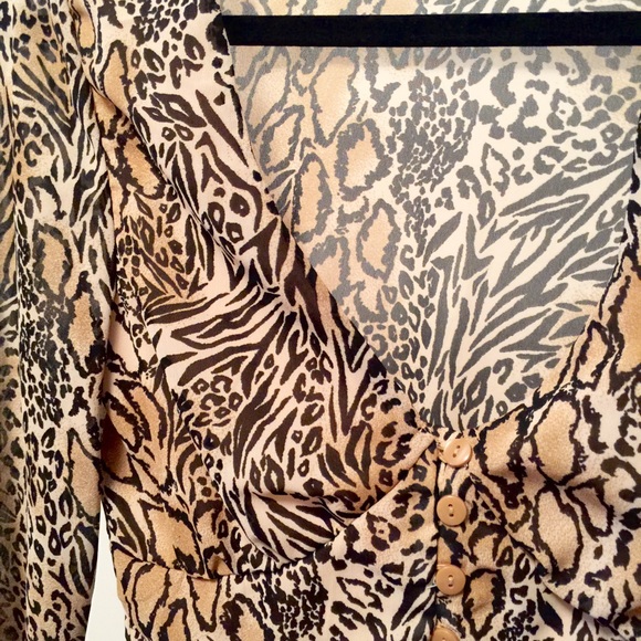 H&M Divided Blouse - Picture 2 of 2